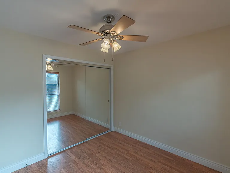6424 Brookway Dr — Photo 32