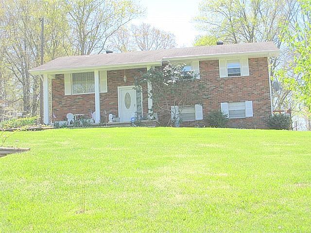 1st image of 608 Chaparral Dr