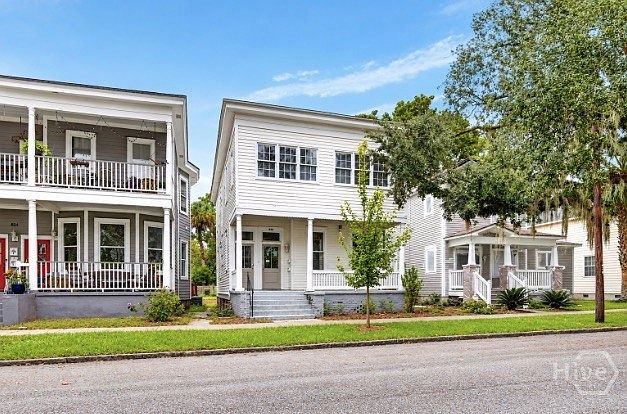 1st image of 826 E Duffy Street