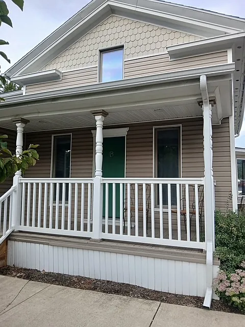 3 bed, 950 sqft, $1,275 — Photo 1