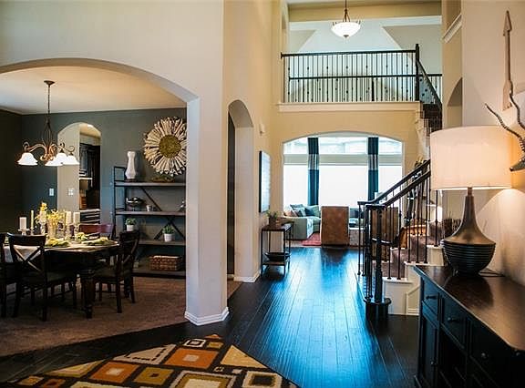 3rd image of 12832 Royal Ascot Dr