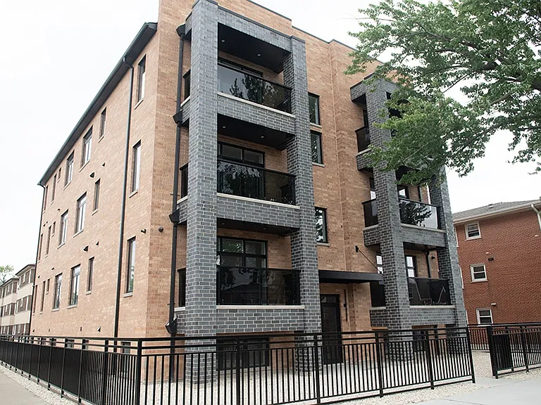 6519 W Addison St #3N — Photo 2