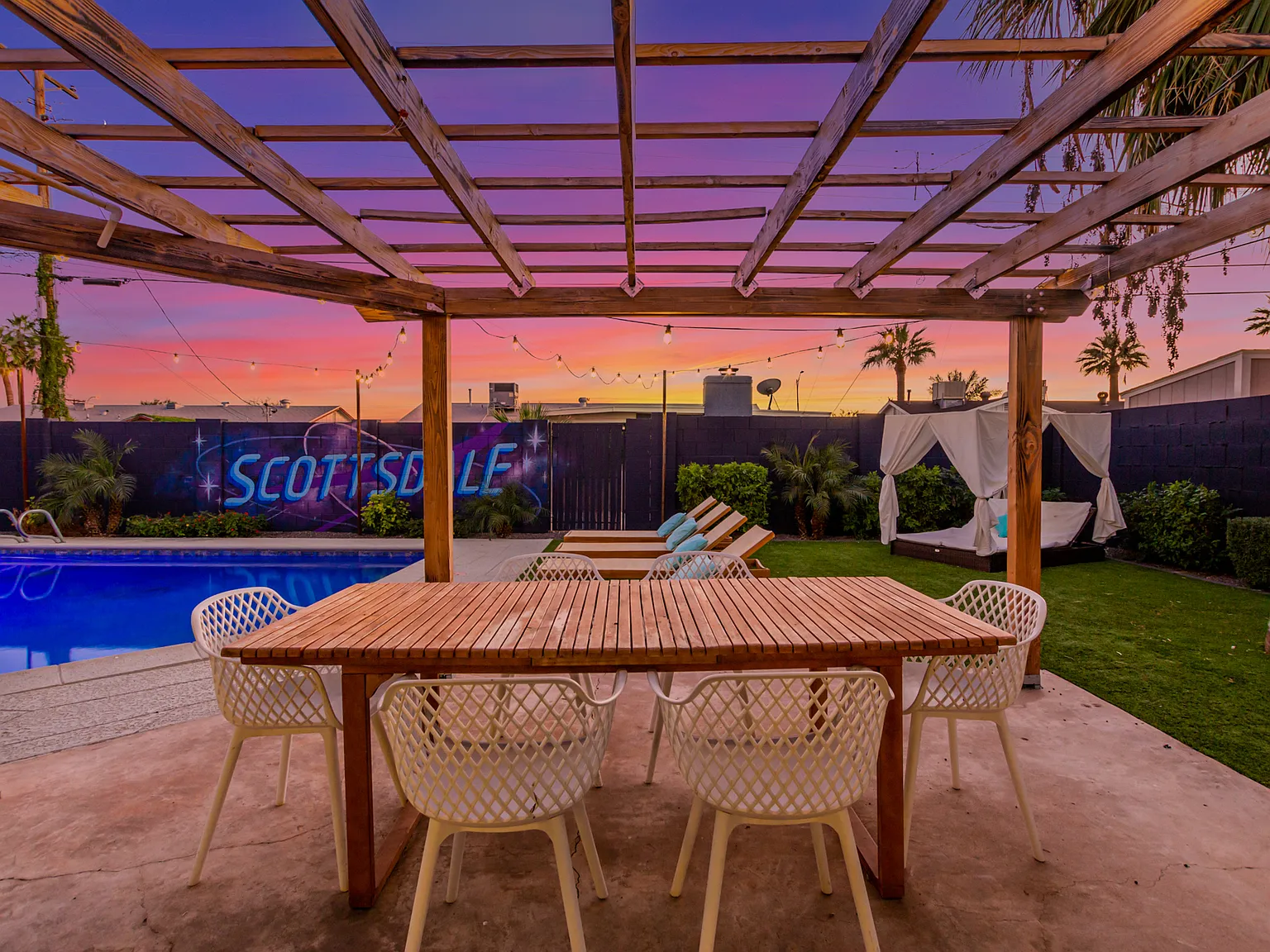 4 bed, 1838 sqft, $4,499 — Photo 4
