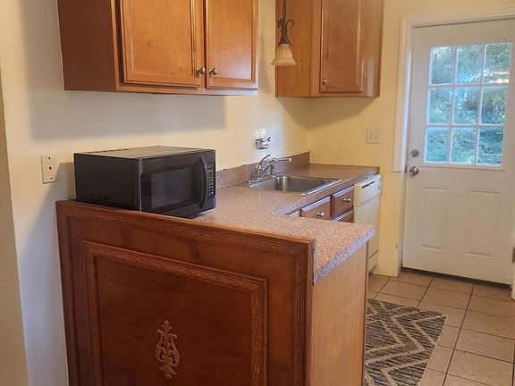 5th image of 5 Greenville St