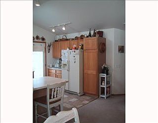 3rd image of 3161 Henesta Dr