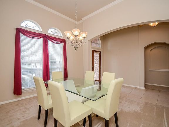 5th image of 21742 Cozy Hollow Ln