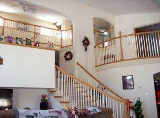 17 Candy Ln, Gorham, NH 03581