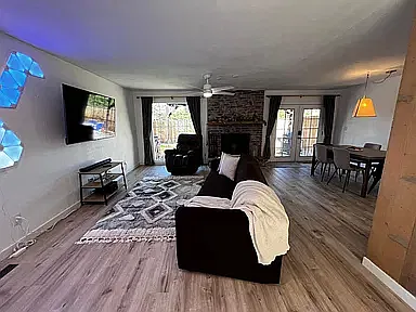 4 bed, 2005 sqft, $1,125 — Photo 1