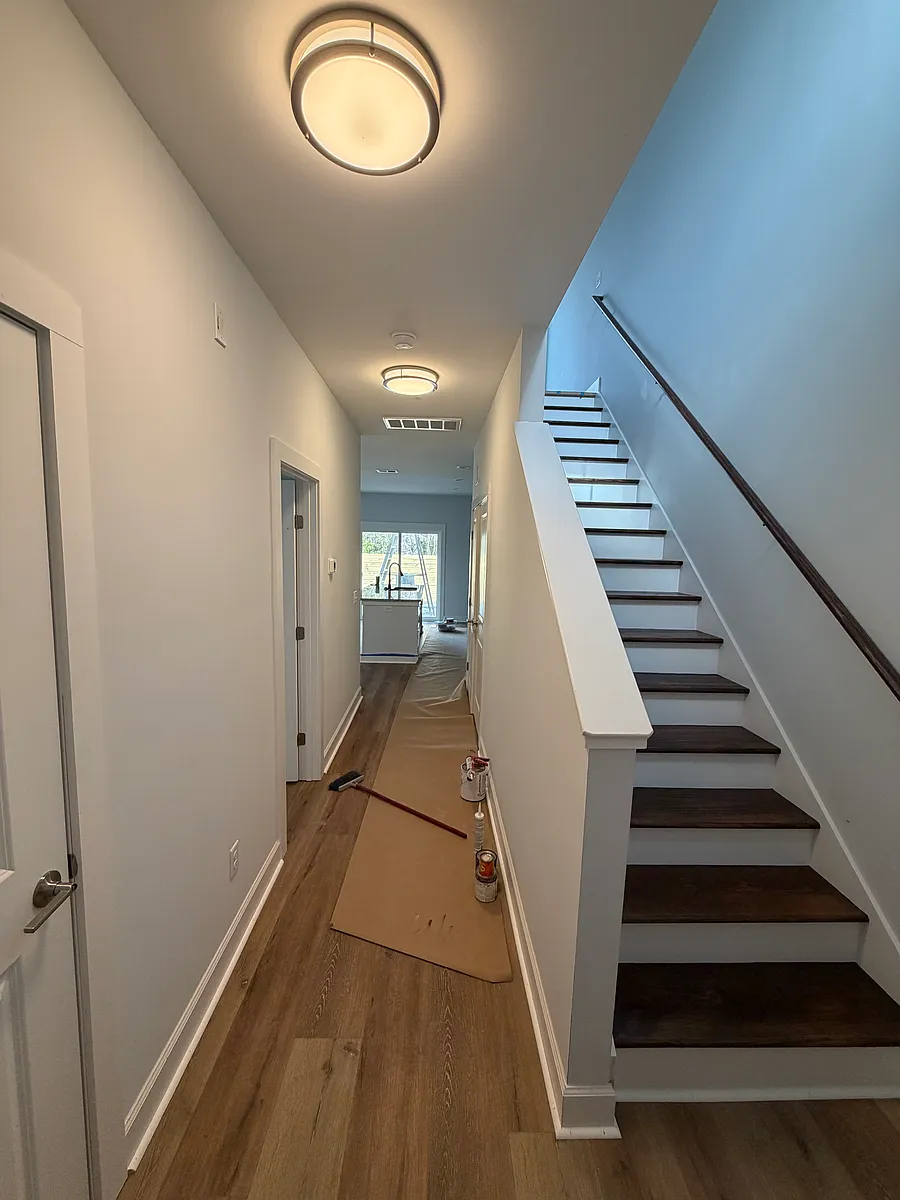 Building Photo - 49 Lennon Dr