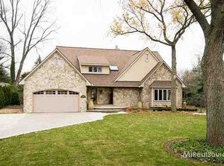 935 Pleasant St, Birmingham, MI 48009