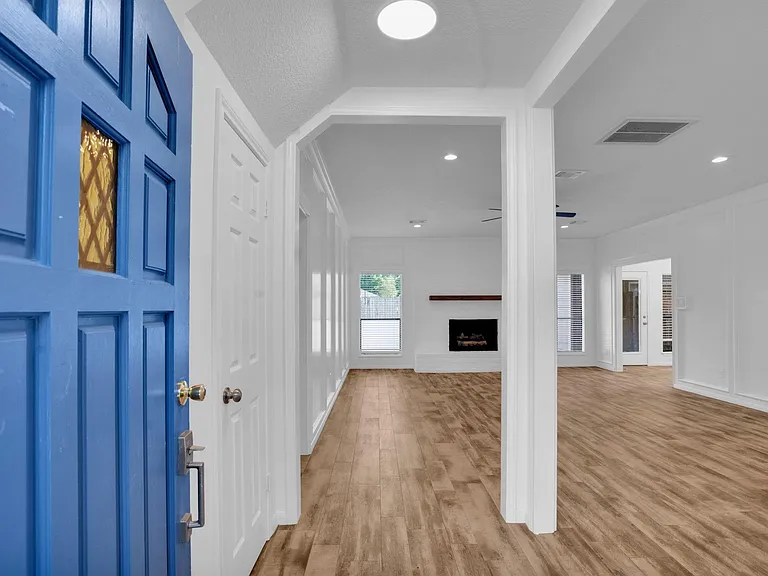 12411 Exbury Ct — Photo 7