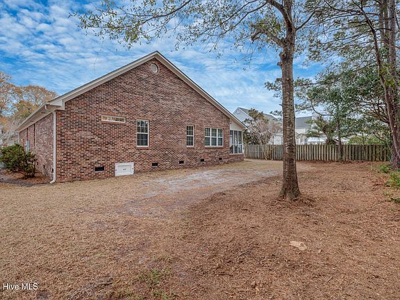 5th image of 4520 Pine Hollow Drive