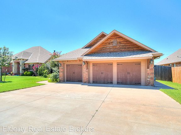 5th image of 801 Kelsi Dr