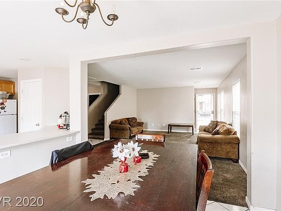 5th image of 4205 Beech Family St