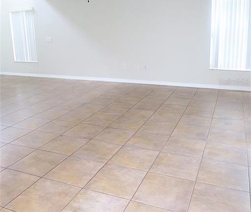 5th image of 158 Owenshire Cir