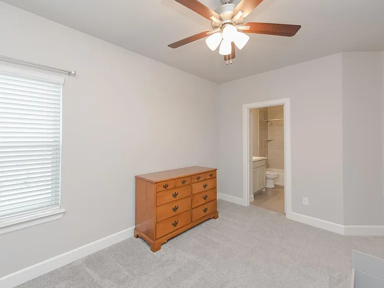 1604 Moss Trail Ct — Photo 13