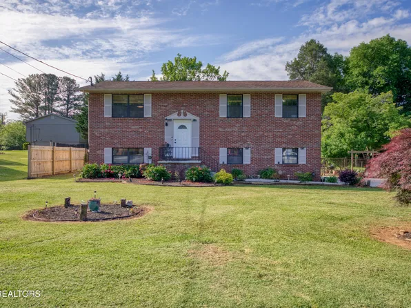 7604 Hawthorne Dr, Knoxville, TN 37919