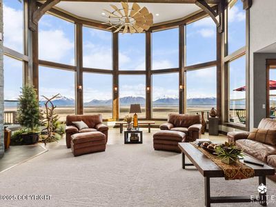 7027 S Hayfield Rd, Wasilla, AK, 99623