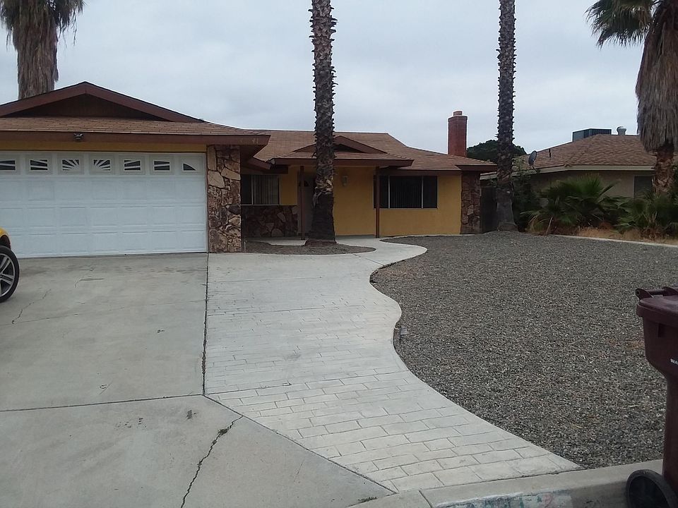 1st image of 40841 Lela May Ave