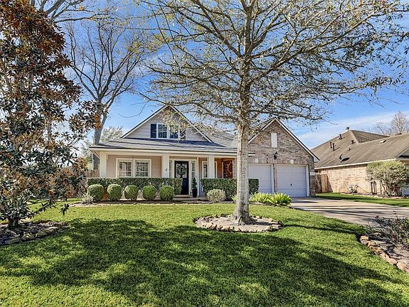 3rd image of 1335 Summer Terrace Dr