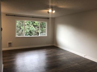 740 W Powell Blvd, Gresham, OR 97030
