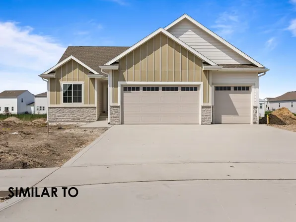 331 S Walnut Dr, Norwalk, IA 50211