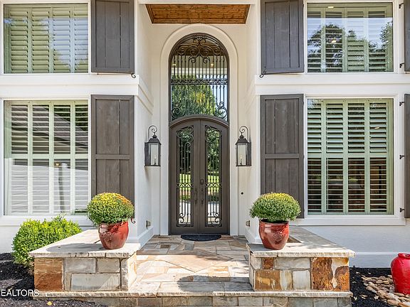 3rd image of 5101 Buckhead Trl