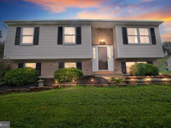 414 Stacy Lee Ct, Westminster, MD 21158