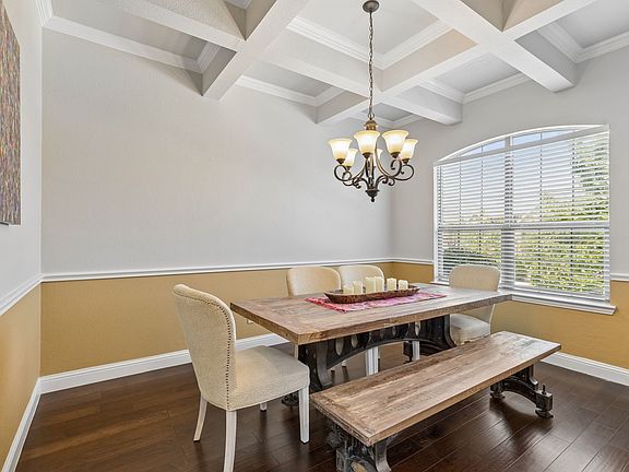 3rd image of 4921 Empire Way