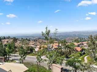 890 S Bluebird Cir, Anaheim, CA 92807