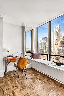 Sold by Sotheby's International Realty | media 22