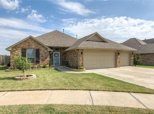 9117 NW 92nd Ter, Yukon, OK 73099