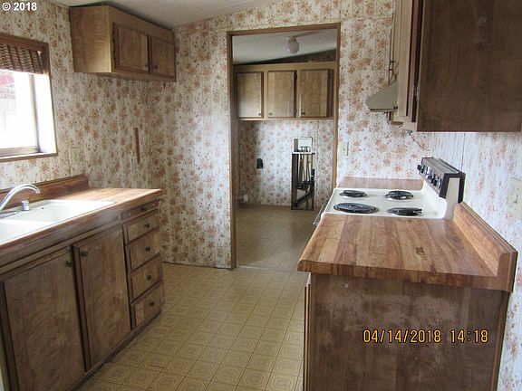 4th image of 2222 C St