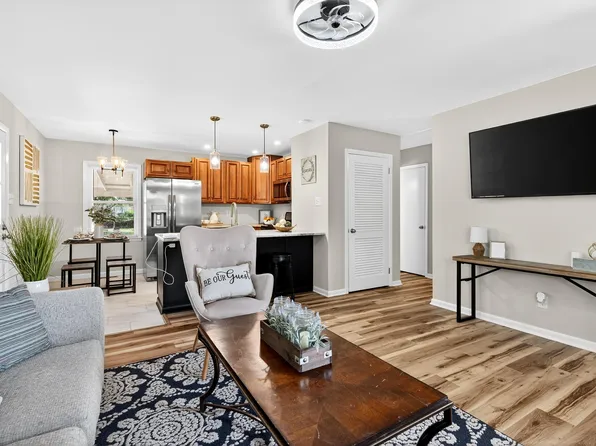 415 Greenlawn Ct, Lexington, KY 40517