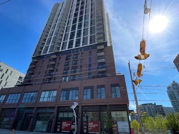 10 Oak St, Toronto, ON