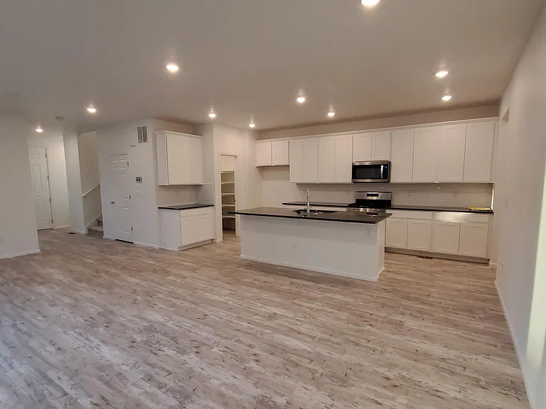 11393 Iron Ore Ct — Photo 5