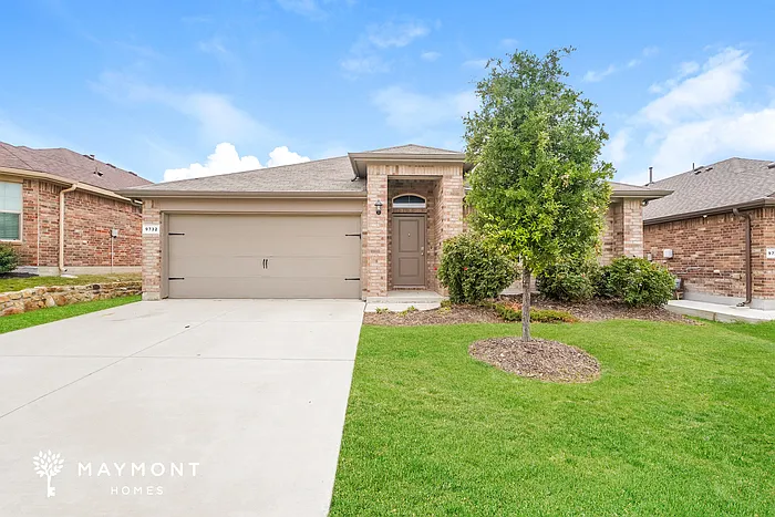 9732 Walnut Cove Dr — Photo 1