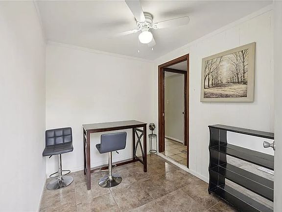 5th image of 1015 Terramont Dr #A