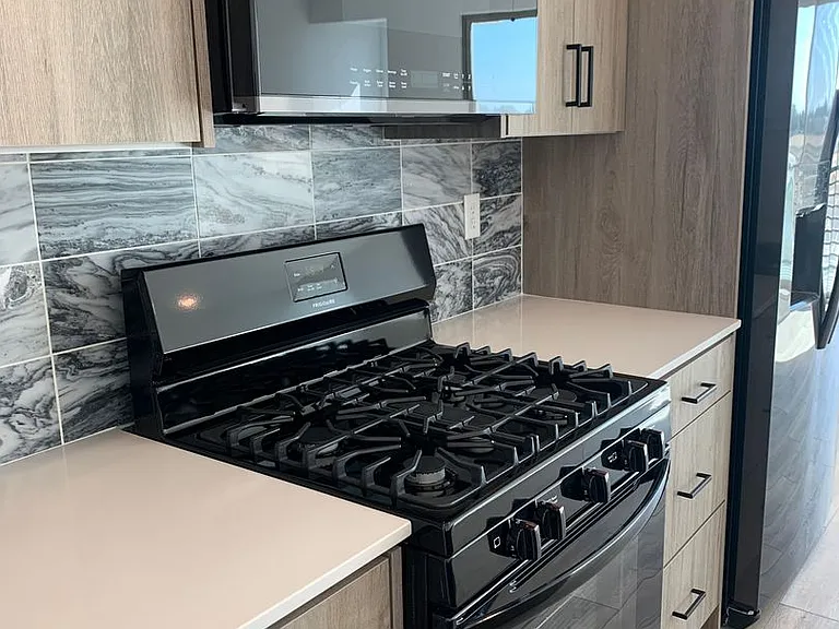 490 W Mahogany Ln — Photo 8