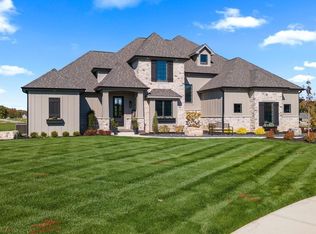 17739 Castlefeane Ct, Leo, IN 46765