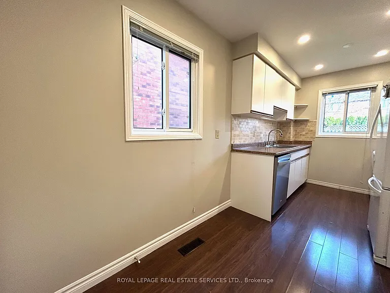 4523 Kimbermount Ave — Photo 12