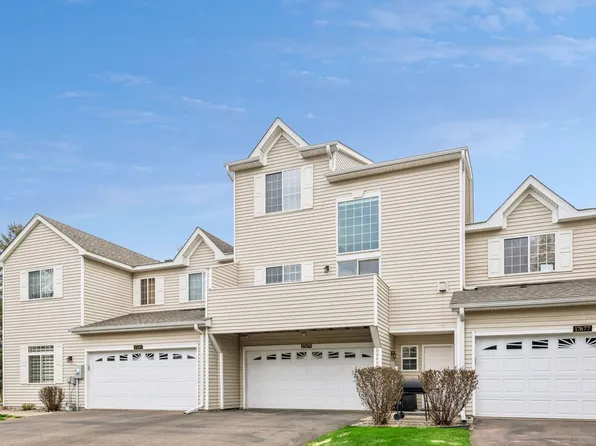 17679 Hackberry Ct, Eden Prairie, MN 55347