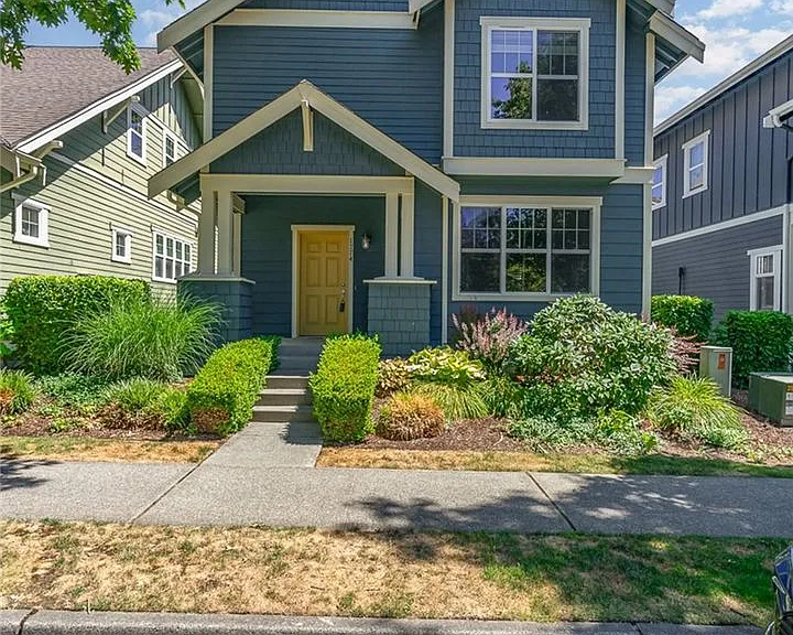 1774 25th Ave NE — Photo 19
