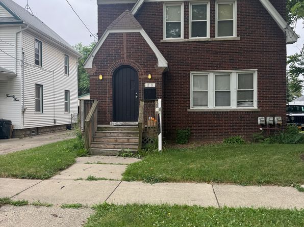 20 Thorpe St APT 1