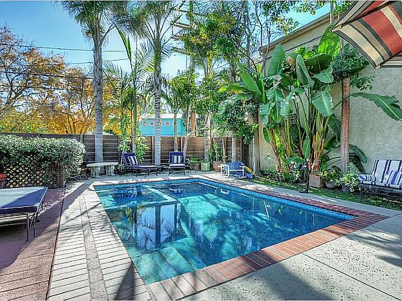 2nd image of 11235 Aqua Vista St