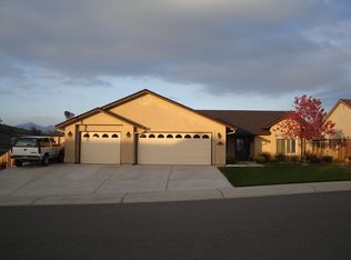 3331 Avington Way, Shasta Lake, CA 96019