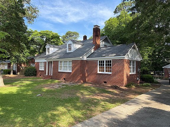 3rd image of 407 Cooper Dr