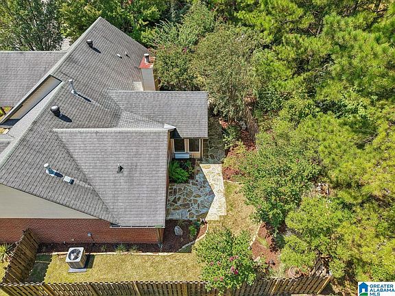 2nd image of 149 Blackstone Ct