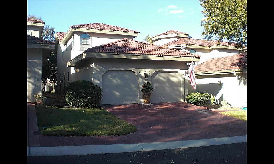 1st image of 1023 La Tierra