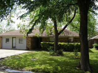 1536 Chamberlain St, Irving, TX 75060